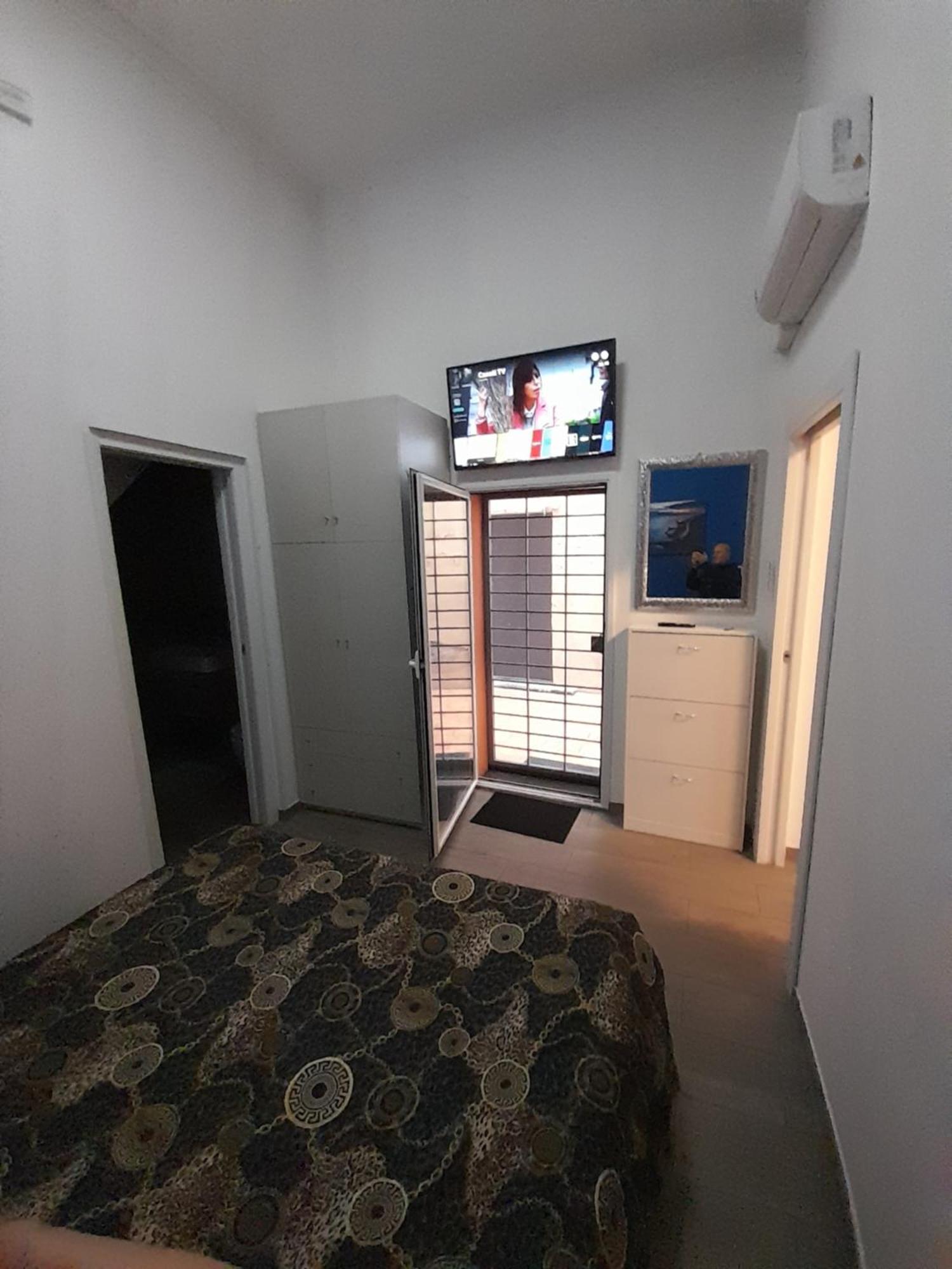 Caronda House