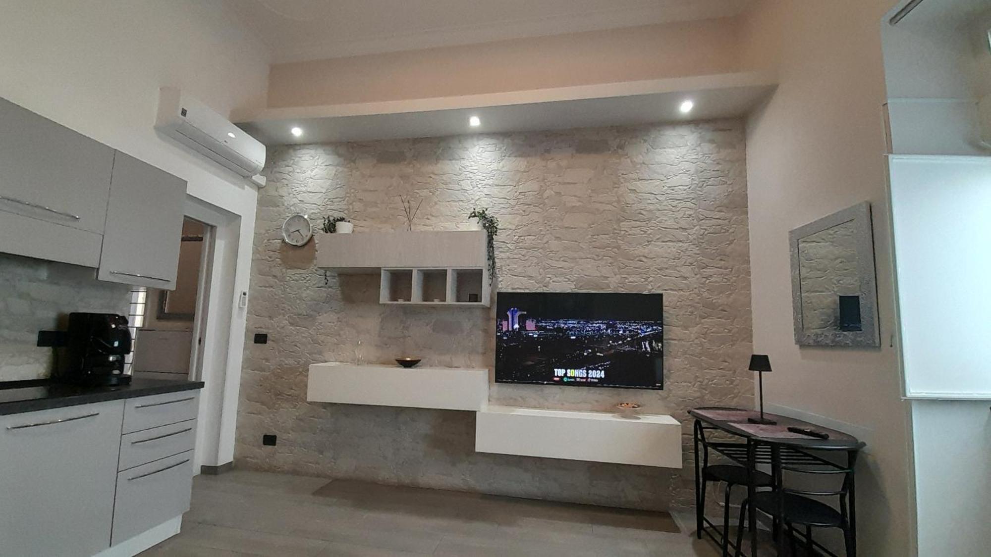 Apartment Caronda House